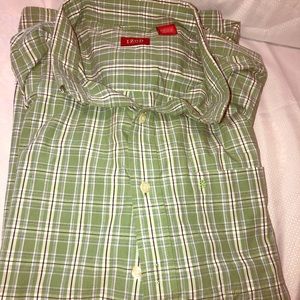 IZod long sleeve shirt